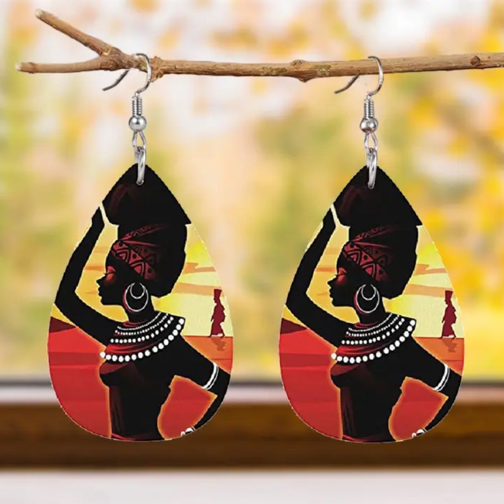 Elegant Silhouette African WomanTeardrop Earrings - Black and Red
